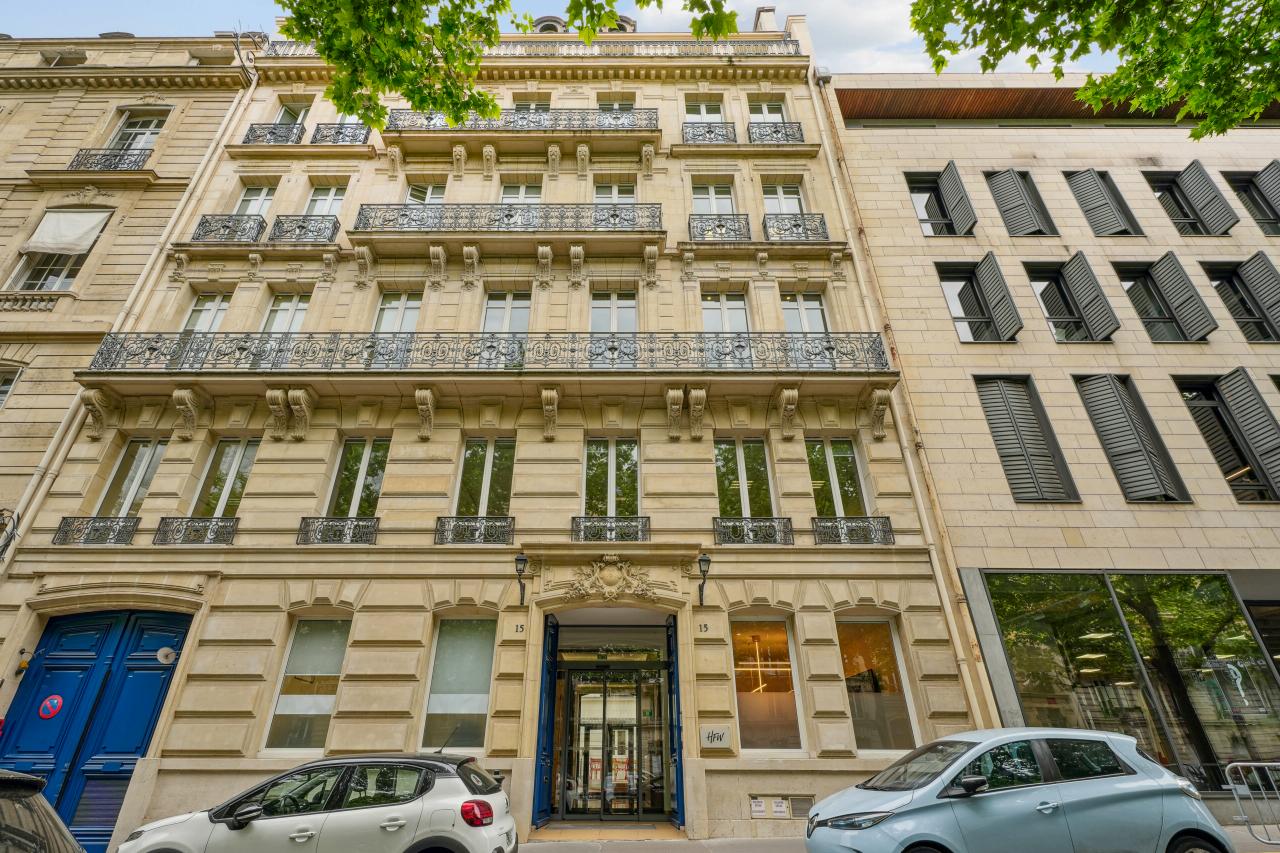 Bureau Paris 342m² Location bureau Paris OLBUR2420401 9